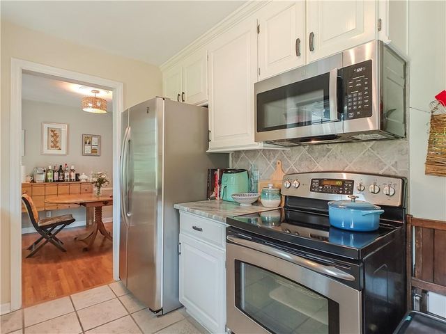 5026 W 72nd Terrace, Prairie Village, KS 66208