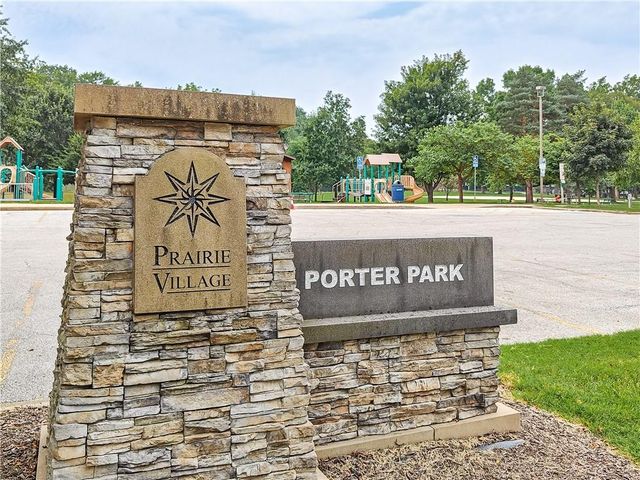 5026 W 72nd Terrace, Prairie Village, KS 66208