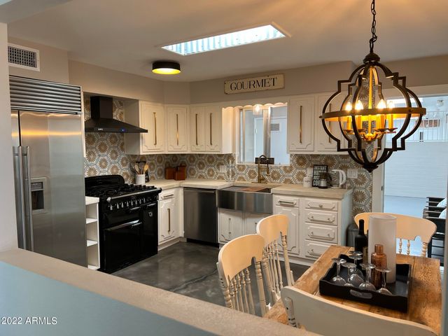 1273 E MARYLAND Avenue B, Phoenix, AZ 85014