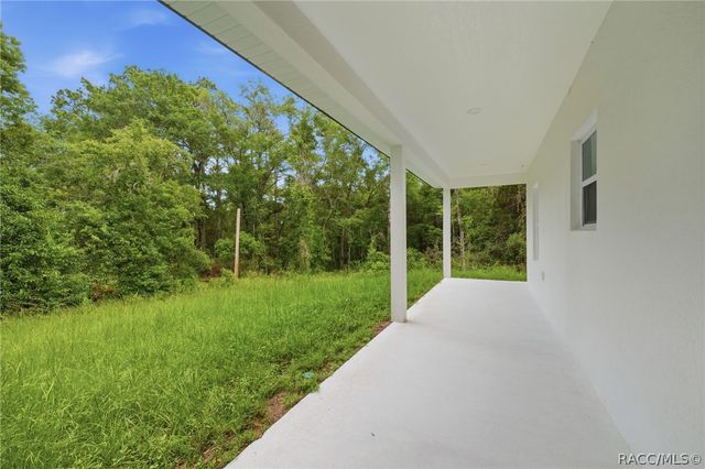 8511 N Golfview Drive, Citrus Springs, FL 34434
