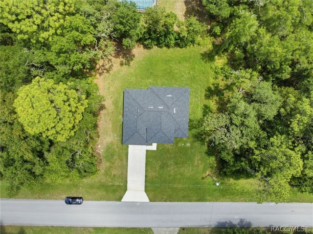 8511 N Golfview Drive, Citrus Springs, FL 34434