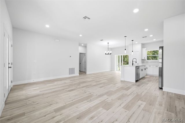 8511 N Golfview Drive, Citrus Springs, FL 34434