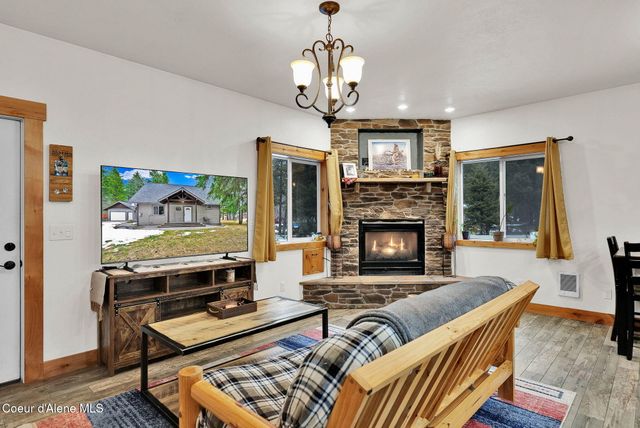 54 Star RD, Bonners Ferry, ID 83805