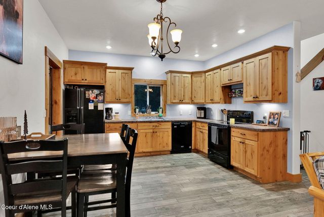 54 Star RD, Bonners Ferry, ID 83805