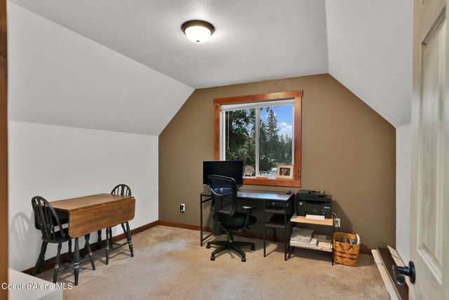 54 Star RD, Bonners Ferry, ID 83805