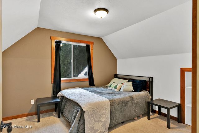 54 Star RD, Bonners Ferry, ID 83805