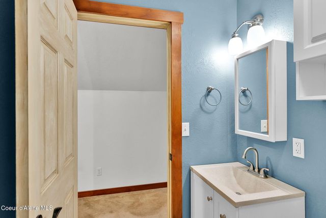 54 Star RD, Bonners Ferry, ID 83805