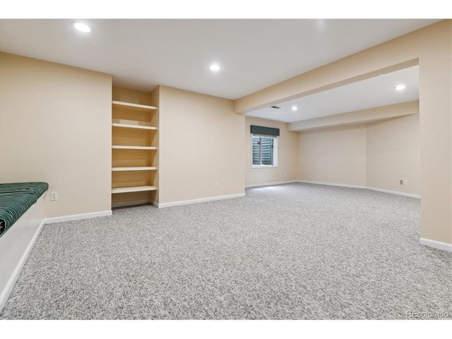 72 Falcon Hills Dr, Highlands Ranch, CO 80126