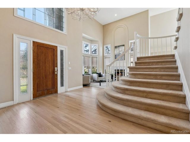 72 Falcon Hills Dr, Highlands Ranch, CO 80126