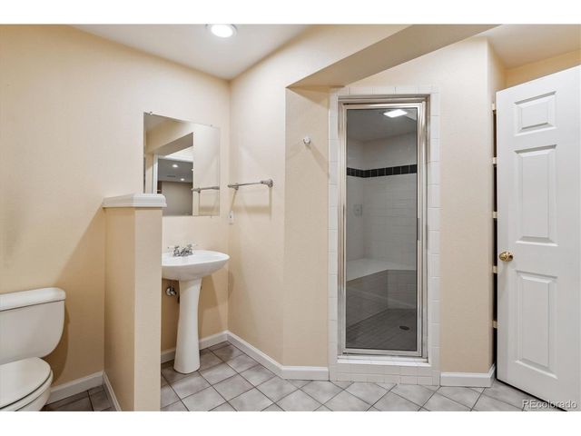 72 Falcon Hills Dr, Highlands Ranch, CO 80126