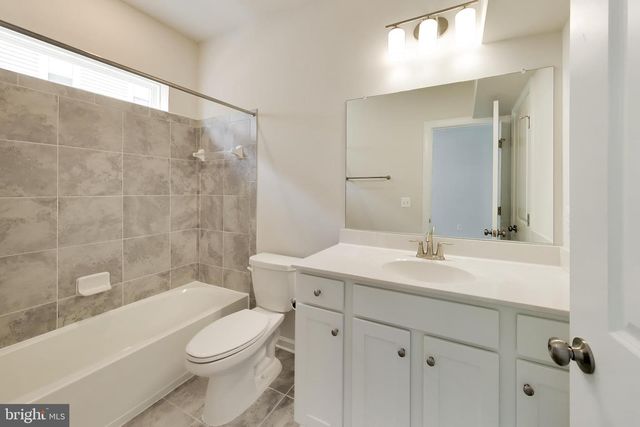 8037 BAXTER ST, Rockville, MD 20855