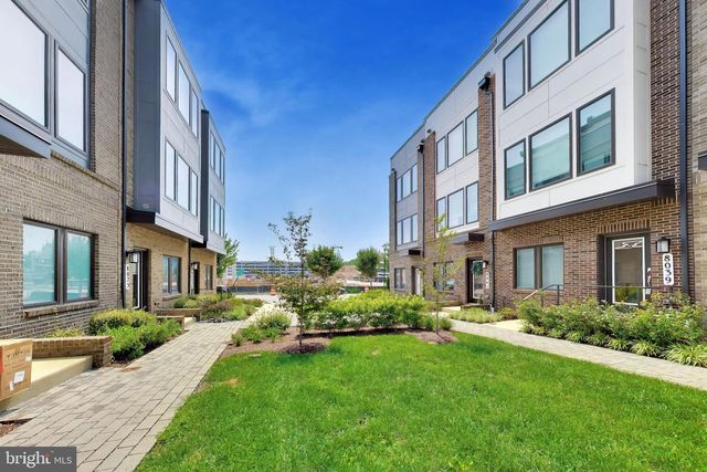8037 BAXTER ST, Rockville, MD 20855