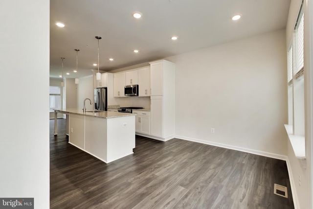 8037 BAXTER ST, Rockville, MD 20855