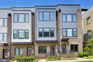 8037 BAXTER ST, Rockville, MD 20855