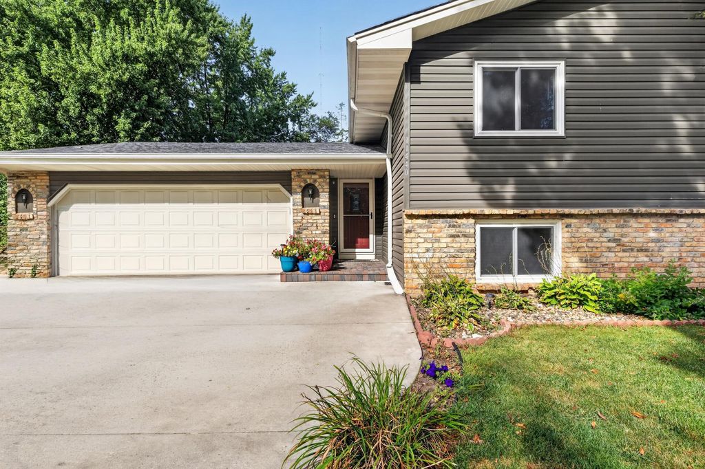 11440 Jonquil Street NW, Coon Rapids, MN 55433 — photo 3