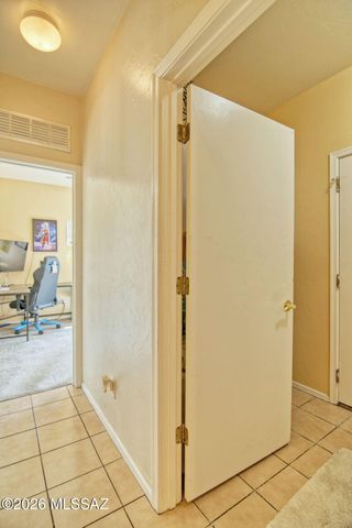 1107 S Speckled Stone Way, Tucson, AZ 85710