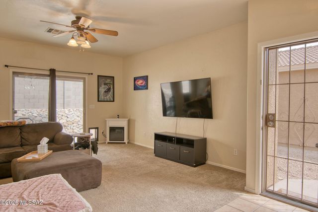 1107 S Speckled Stone Way, Tucson, AZ 85710