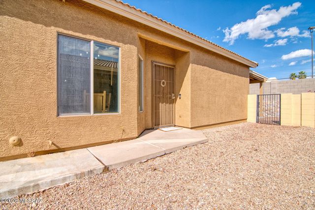 1107 S Speckled Stone Way, Tucson, AZ 85710