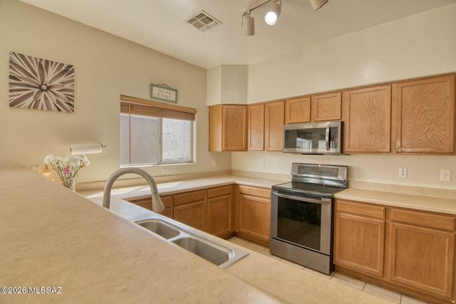 1107 S Speckled Stone Way, Tucson, AZ 85710