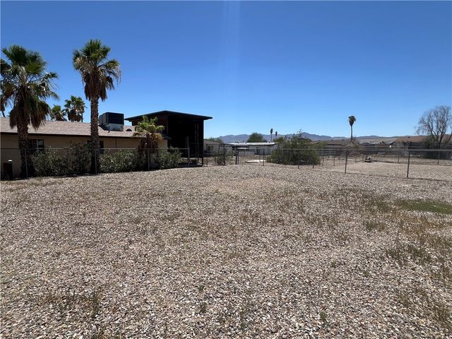 942 Turney Drive, Bullhead City, AZ 86442