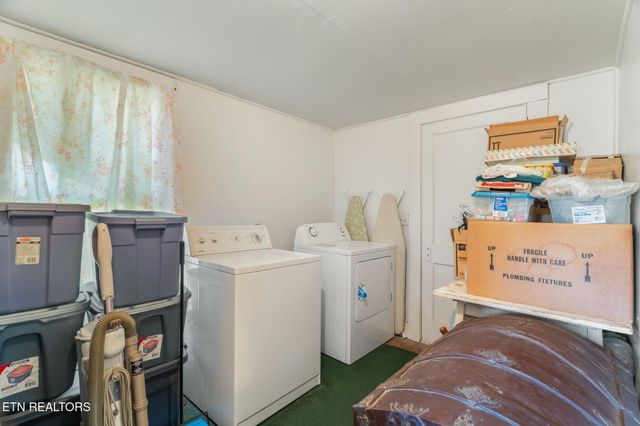 8621 N Ruggles Ferry Pike, Strawberry Plains, TN 37871