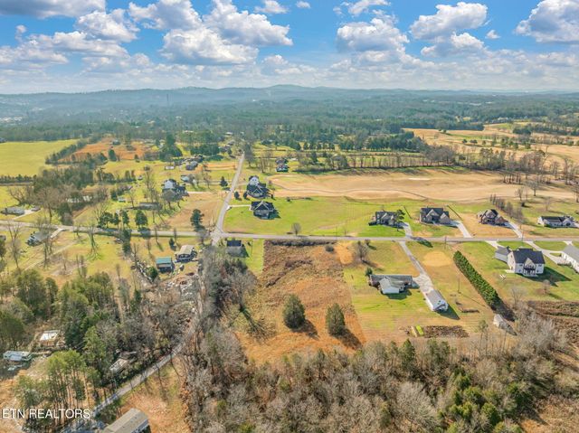 8621 N Ruggles Ferry Pike, Strawberry Plains, TN 37871