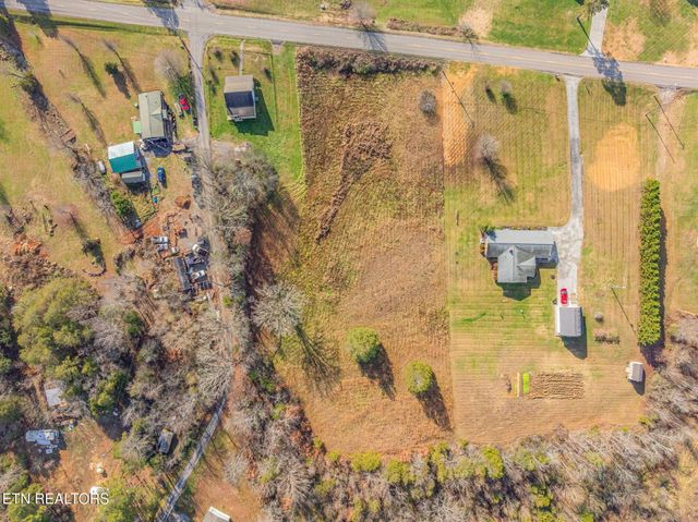 8621 N Ruggles Ferry Pike, Strawberry Plains, TN 37871
