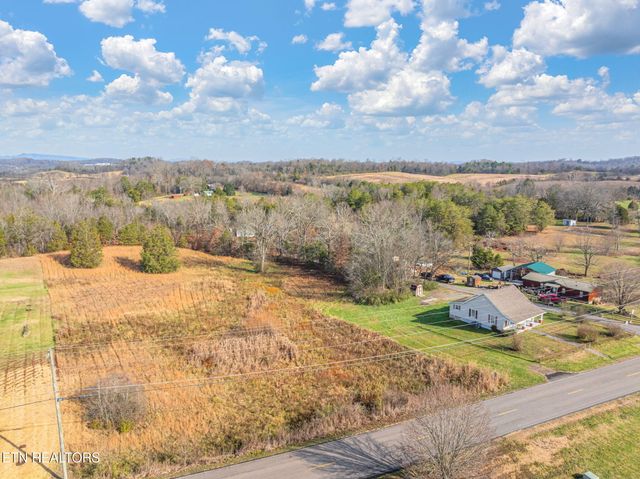8621 N Ruggles Ferry Pike, Strawberry Plains, TN 37871