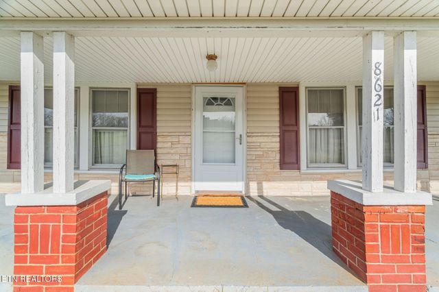 8621 N Ruggles Ferry Pike, Strawberry Plains, TN 37871