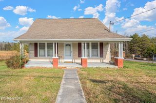 8621 N Ruggles Ferry Pike, Strawberry Plains, TN 37871