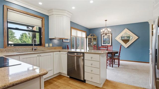 3354 Westhaven Court, Eau Claire, WI 54701