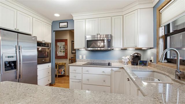 3354 Westhaven Court, Eau Claire, WI 54701