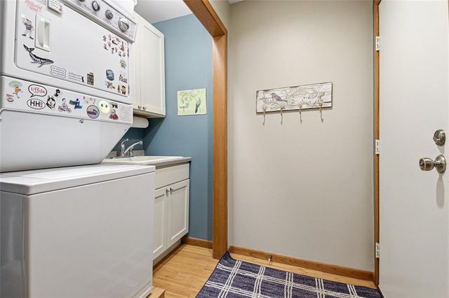 3354 Westhaven Court, Eau Claire, WI 54701