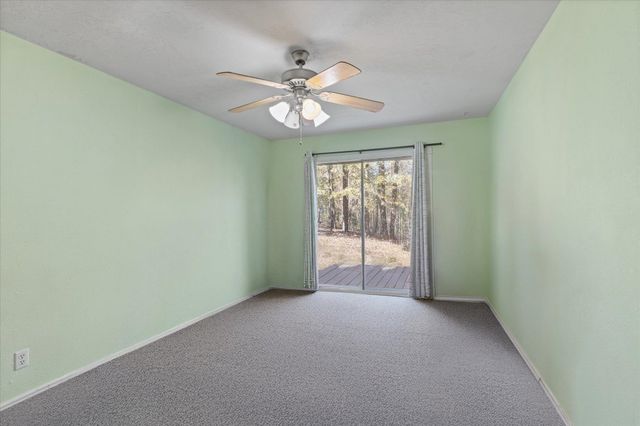 123 Leigh Ln, White Oak, TX 75693