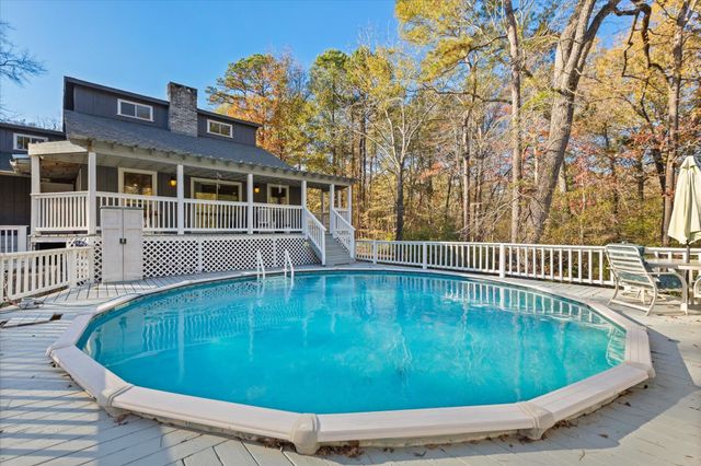 123 Leigh Ln, White Oak, TX 75693