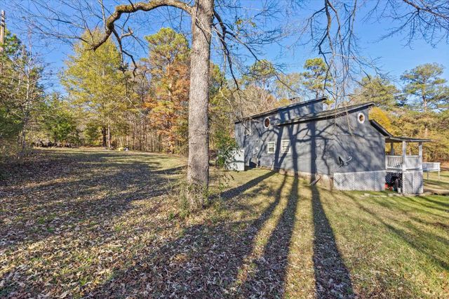 123 Leigh Ln, White Oak, TX 75693