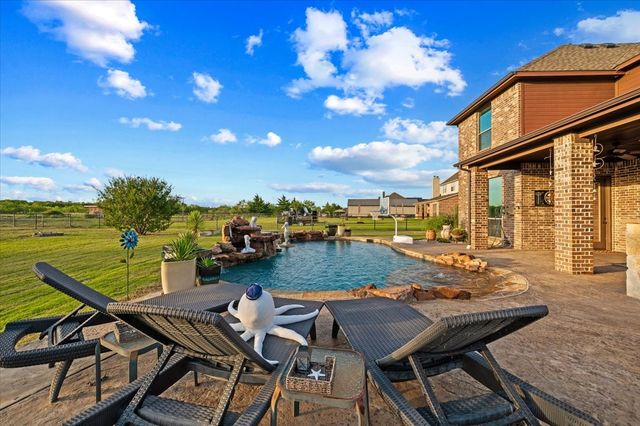 5062 White Pine Drive, Royse City, TX 75189