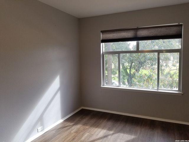 133 Parland Pl Apt 5, San Antonio, TX 78209