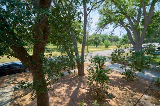 133 Parland Pl Apt 5, San Antonio, TX 78209
