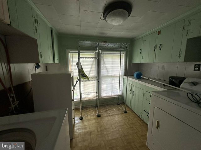 10037 MAIN ST, Berlin, MD 21811