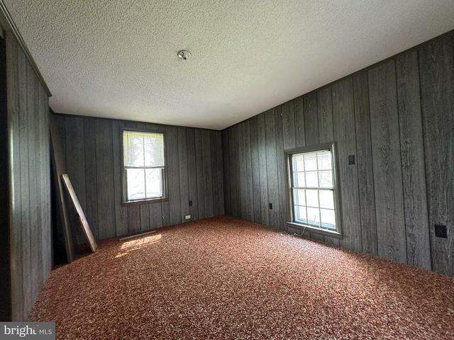 10037 MAIN ST, Berlin, MD 21811