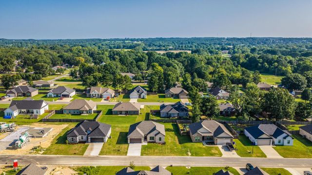 34 Wedgewood Dr, Greenbrier, AR 72058