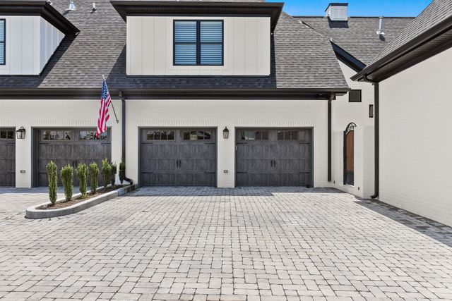 506 Flag Court Pvt, Gallatin, TN 37066
