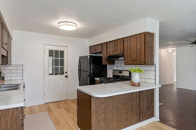 2532 S Fort Avenue, Springfield, MO 65807