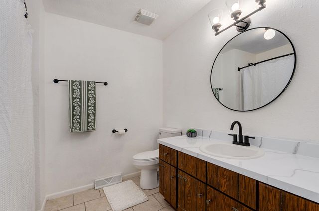 2532 S Fort Avenue, Springfield, MO 65807