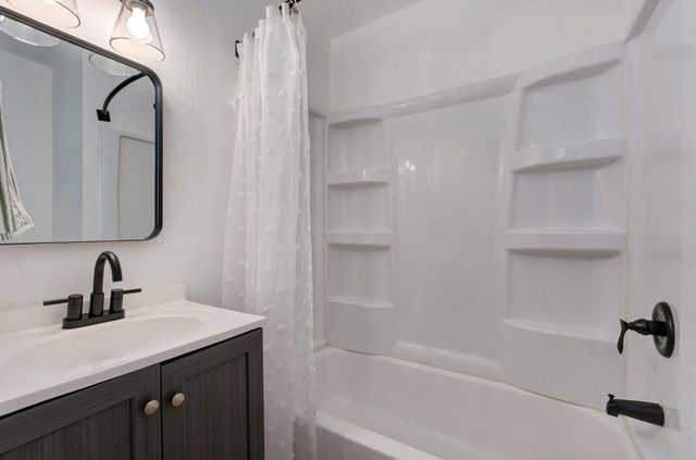 2532 S Fort Avenue, Springfield, MO 65807