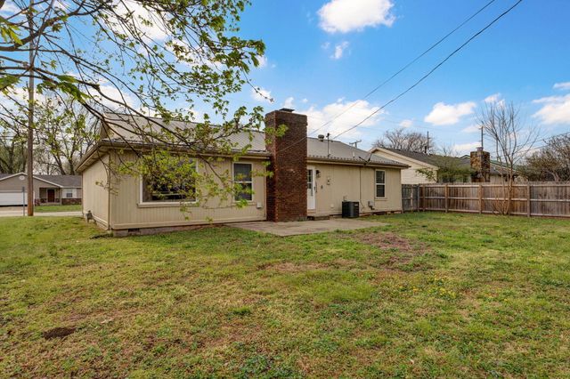 2532 S Fort Avenue, Springfield, MO 65807