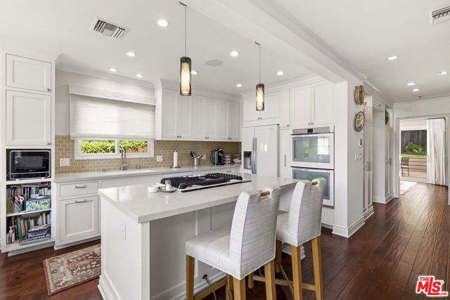 1934 Fairburn Avenue, Los Angeles, CA 90025