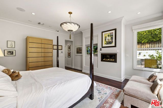 1934 Fairburn Avenue, Los Angeles, CA 90025