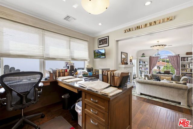 1934 Fairburn Avenue, Los Angeles, CA 90025